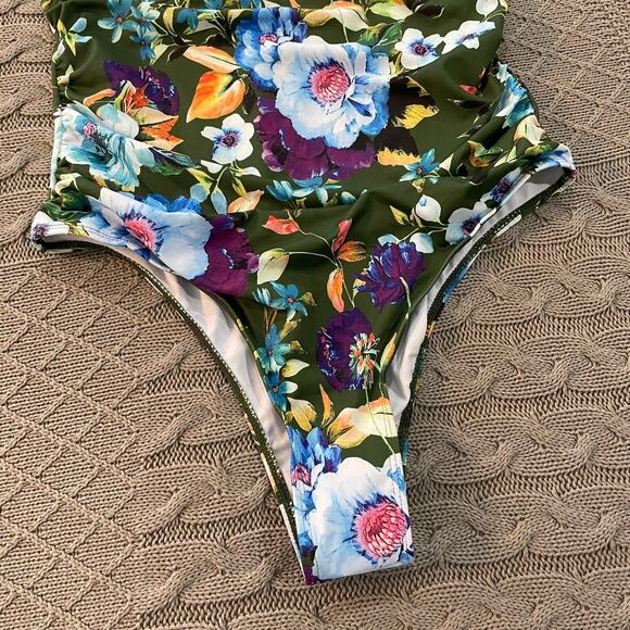 NWT Shein Floral One Piece Swimsuit ~ XL - Picture 3 of 10